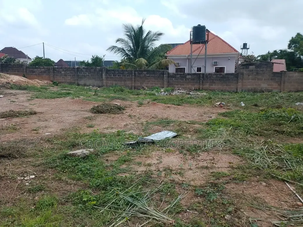 Land for Sale in Alagbaka Gra, Ondo in Akure