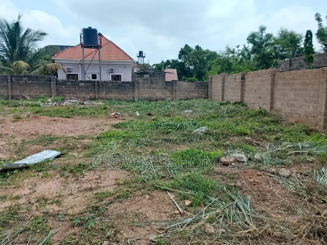 Land for Sale in Alagbaka Gra, Ondo in Akure