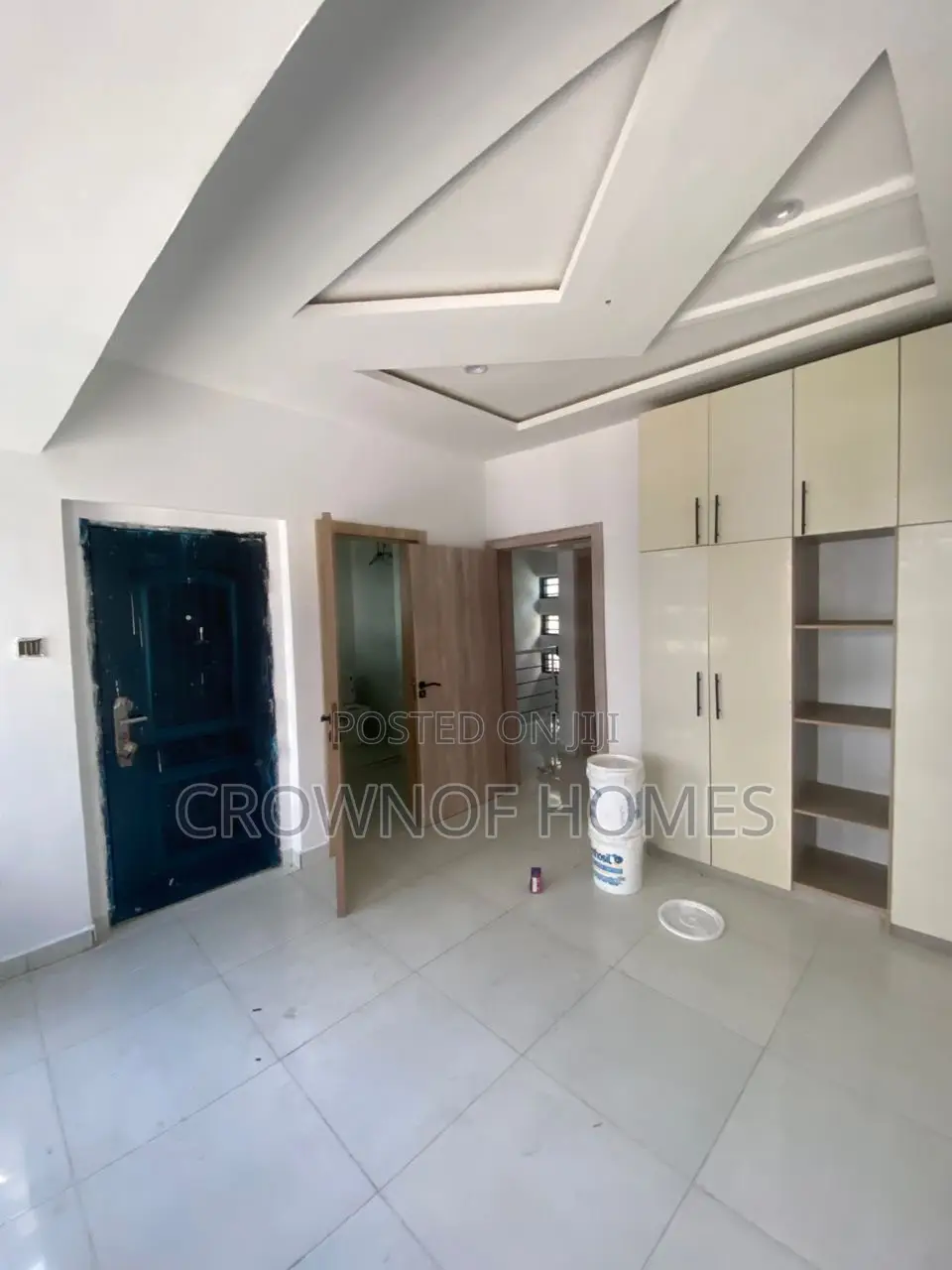 2bdrm Duplex in Jakande for sale in Jakande