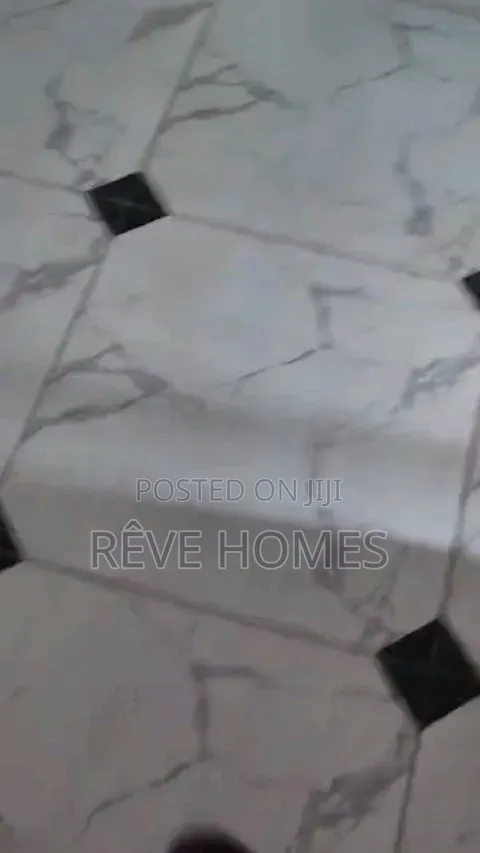 2bdrm Apartment in Alagomeji for rent in Alagomeji