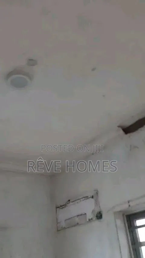2bdrm Apartment in Alagomeji for rent in Alagomeji