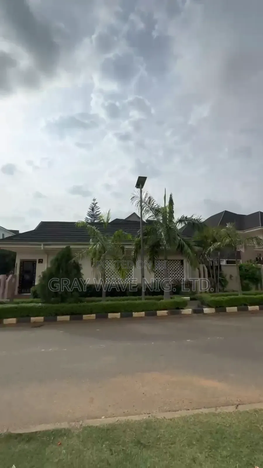 1000sqm Prime Residential Land in Katampe Extension