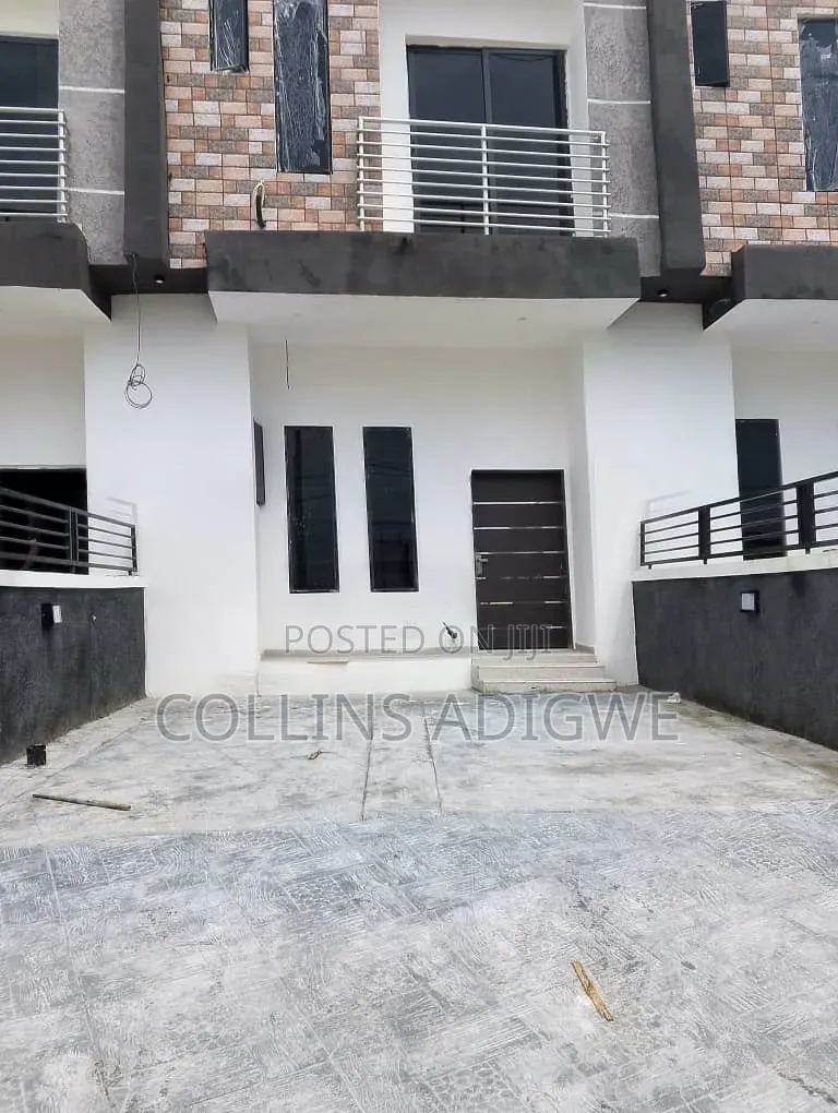 2bdrm Duplex in Abraham Adesanya for sale in Abraham Adesanya Estate