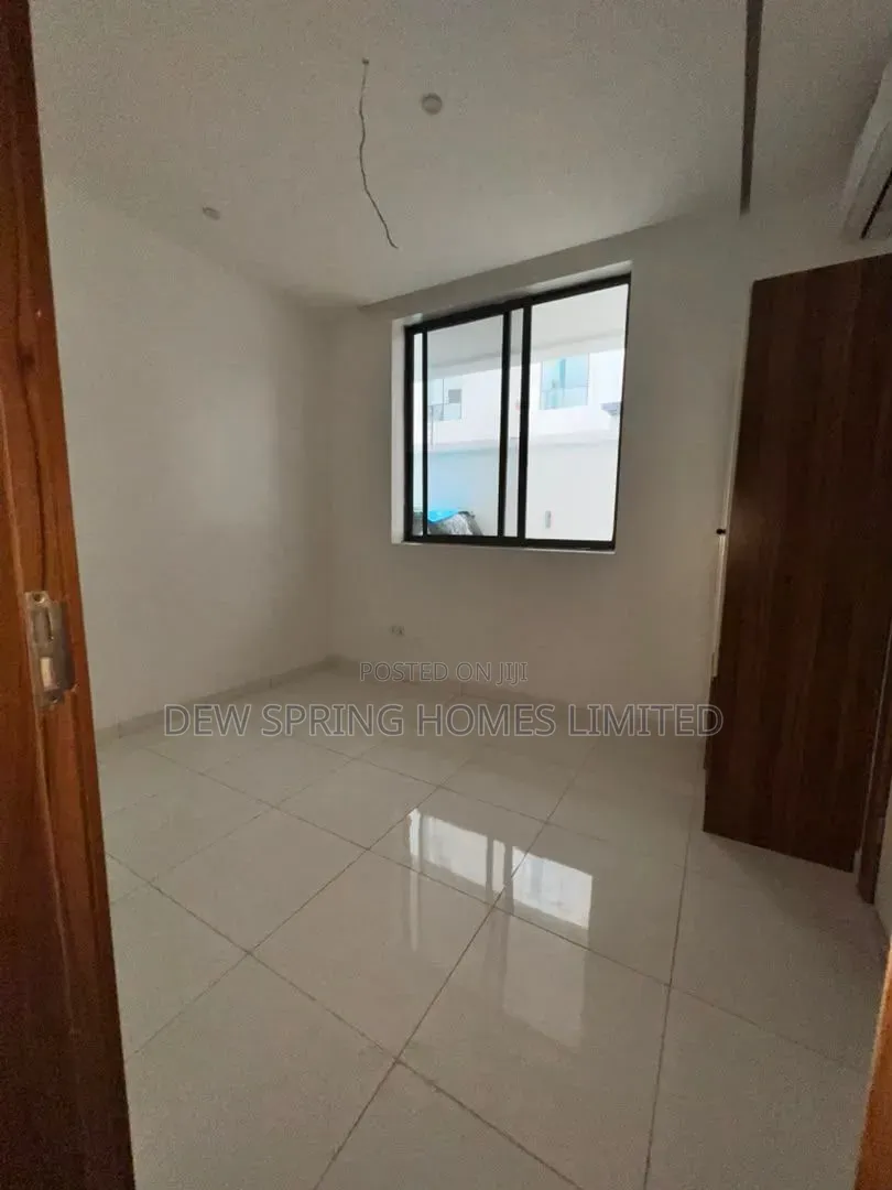 1bdrm Apartment in Victoria Island for sale in Victoria Island Extension