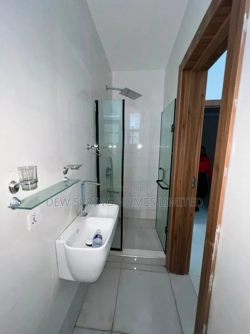 1bdrm Apartment in Victoria Island for sale in Victoria Island Extension