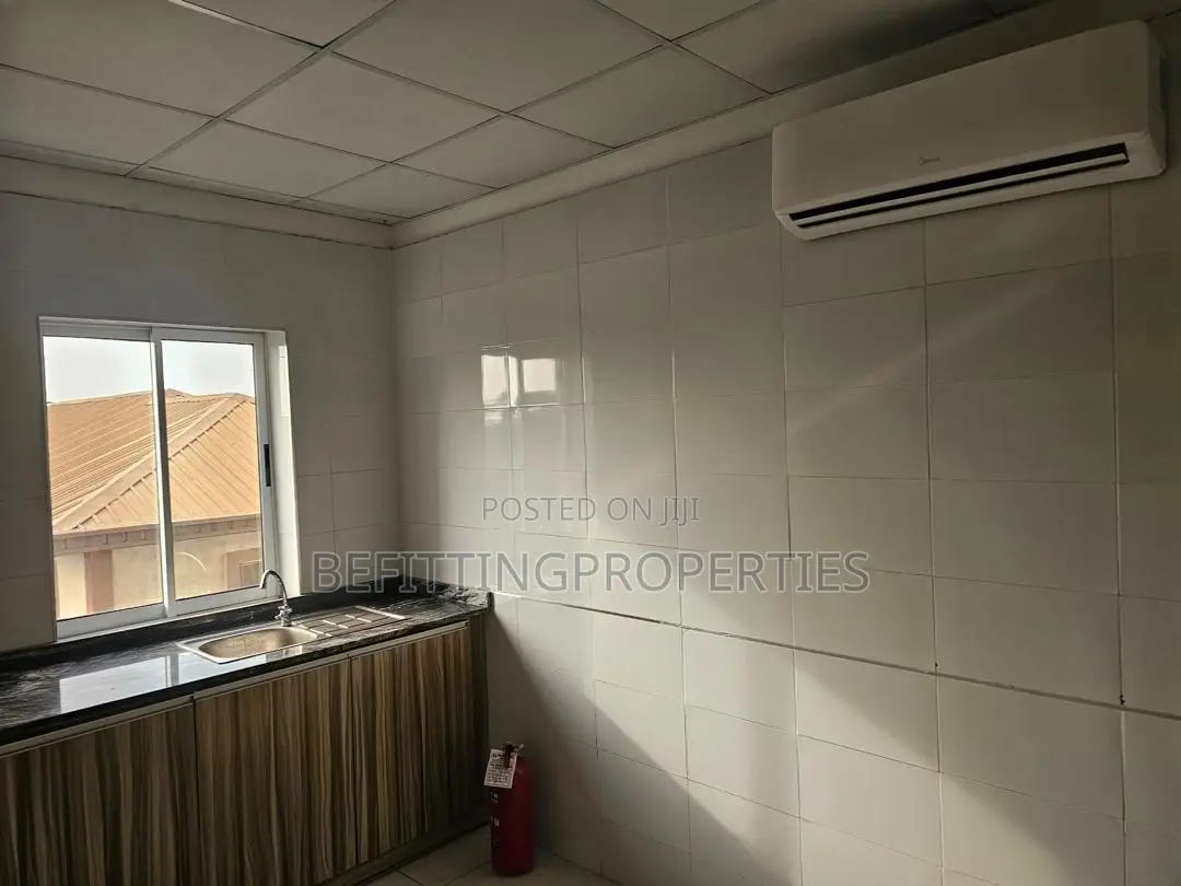 257 SQM Office Space for Lease in Ilupeju