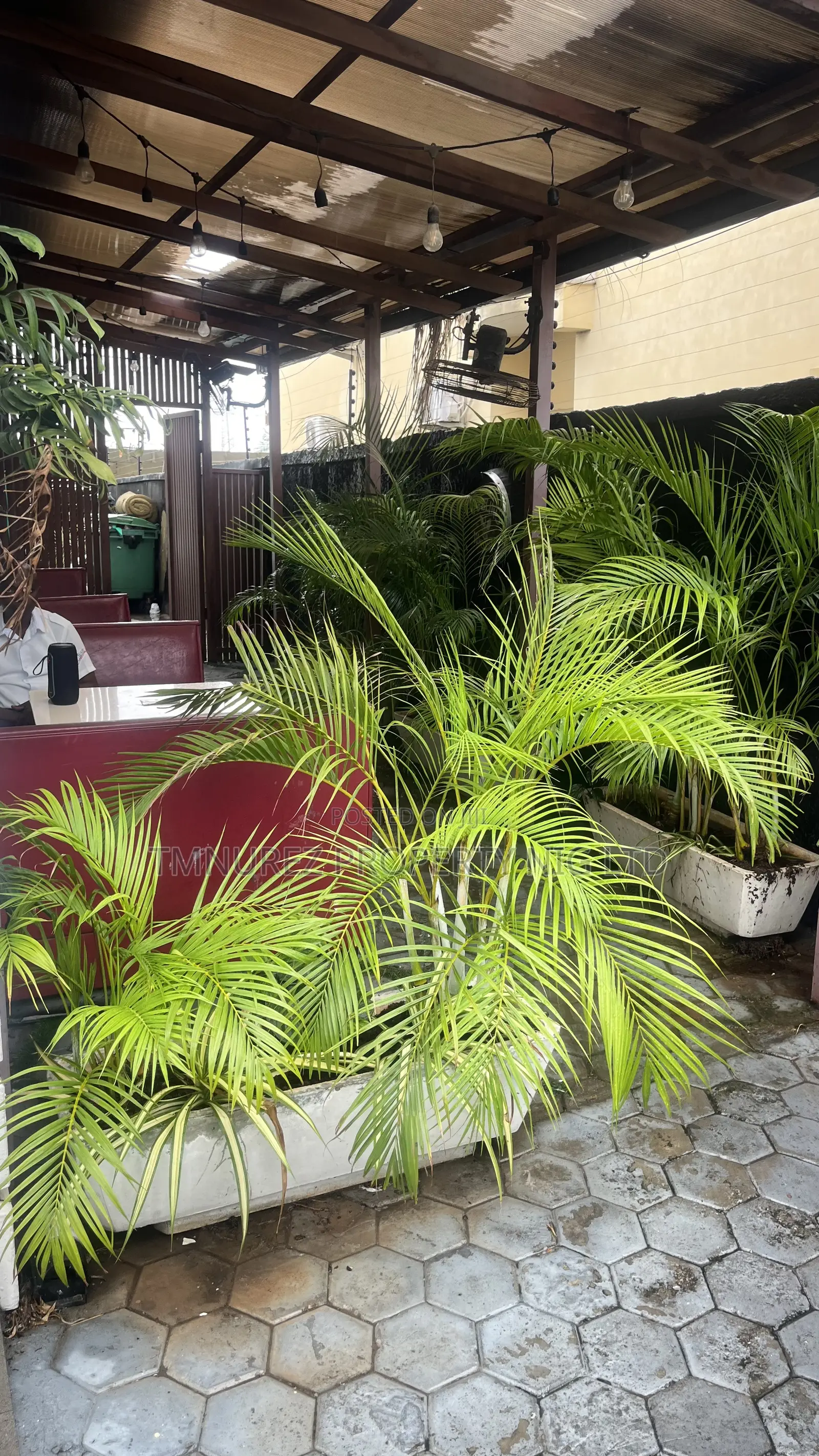 Showroom Shop on Groundfloor in Lekki Phase 1
