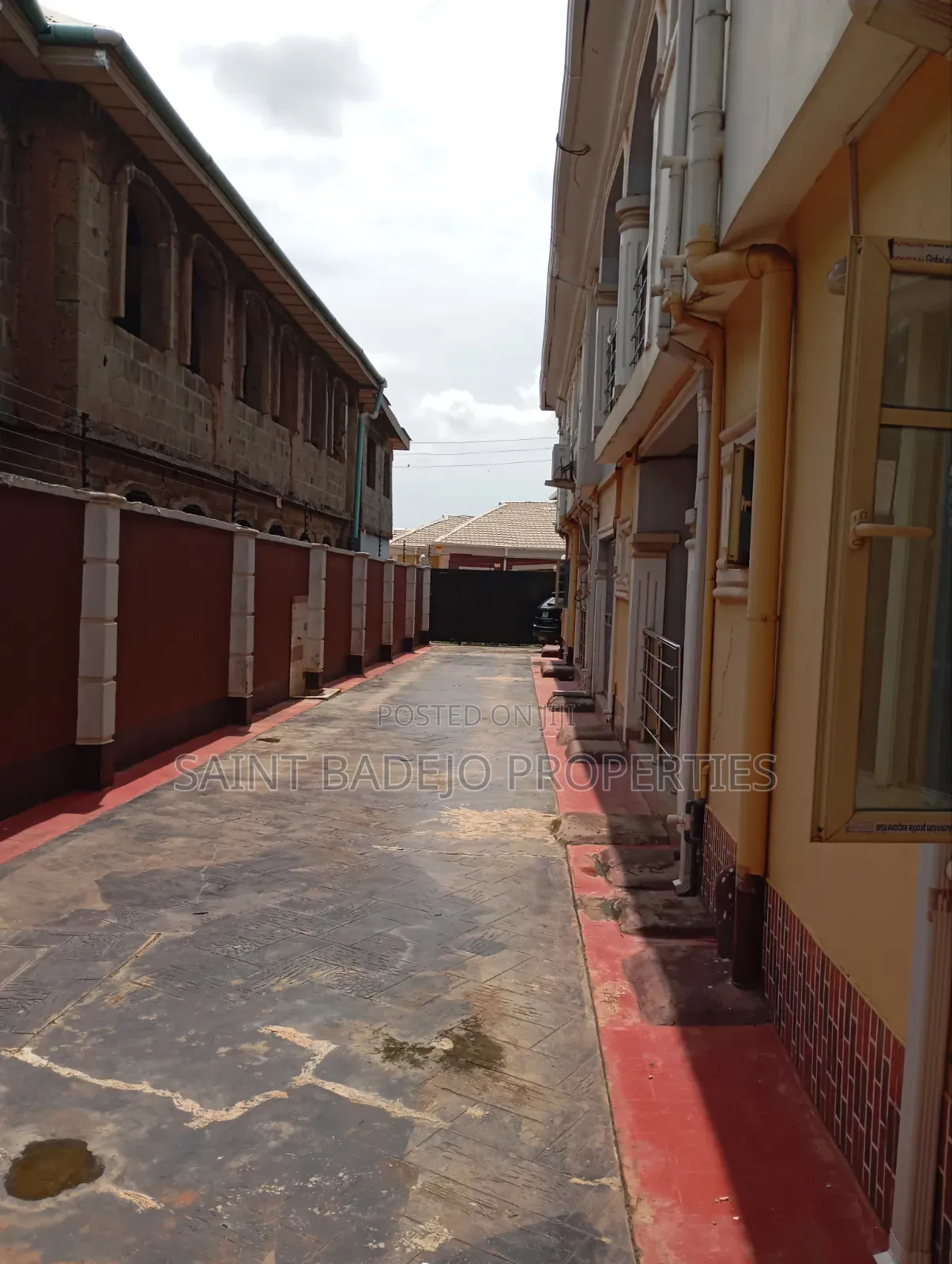 3bdrm Block of Flats in Gbadebo Street, Gberigbe for rent in Gberigbe