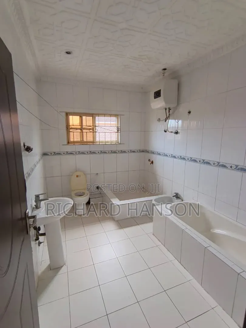 5bdrm Duplex in Majek -Fidiso (Close, Sangotedo for rent in Sangotedo