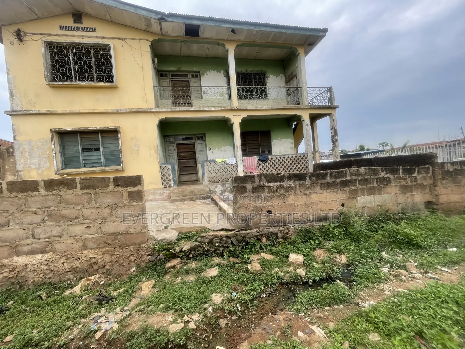 6bdrm House in Agodi for sale in Agodi