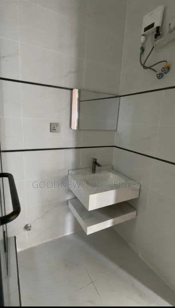 4bdrm Duplex in Sangotedo for sale in Sangotedo