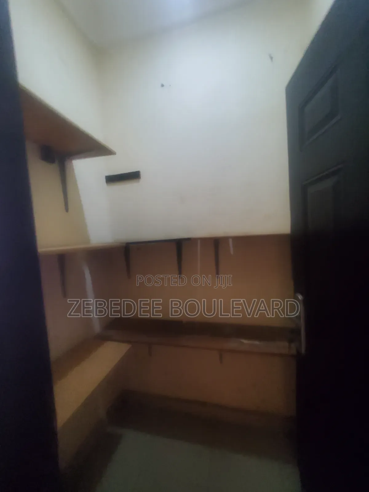 2bdrm Block of Flats in Durumi for rent in Durumi
