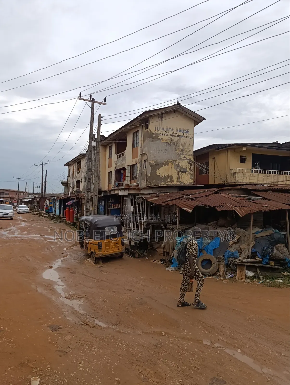 2bdrm Block of Flats in Liasu, Egbe / Ikotun/Igando for sale in Egbe / Ikotun/Igando