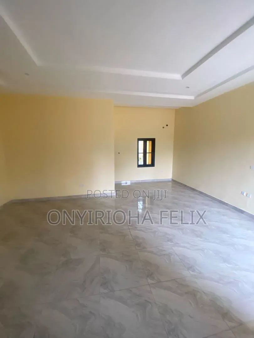 2bdrm Block of Flats in Gwarinpa Off 3Rd, Bunkoro for rent in Bunkoro