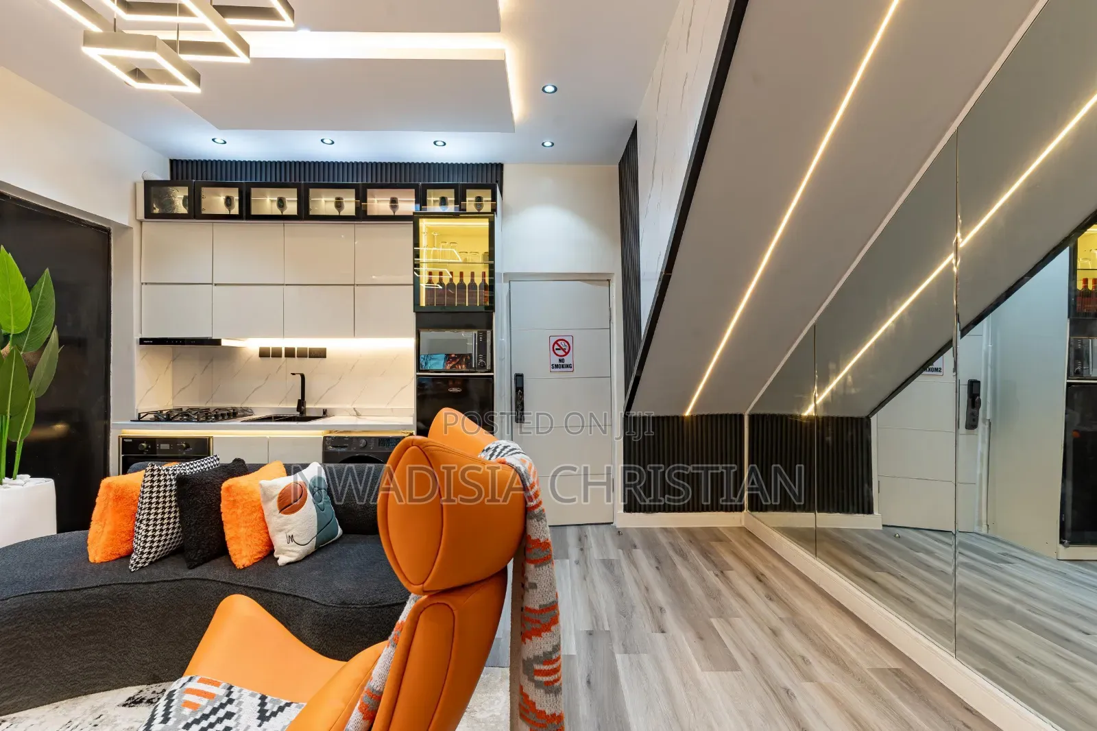Immaculate Luxury 1-Bedroom Smart Apartment in Lekki Phase 1