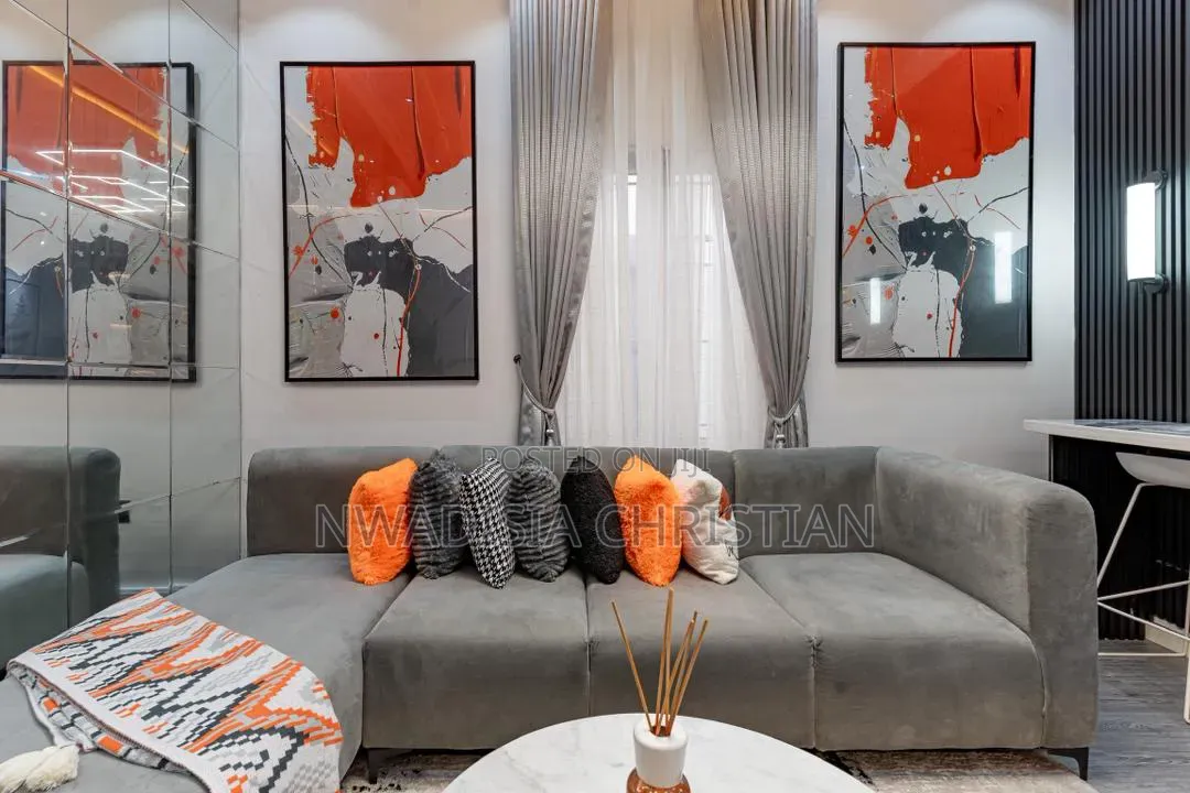 Executive 1-Bedroom Getaway in Lekki Phase 1
