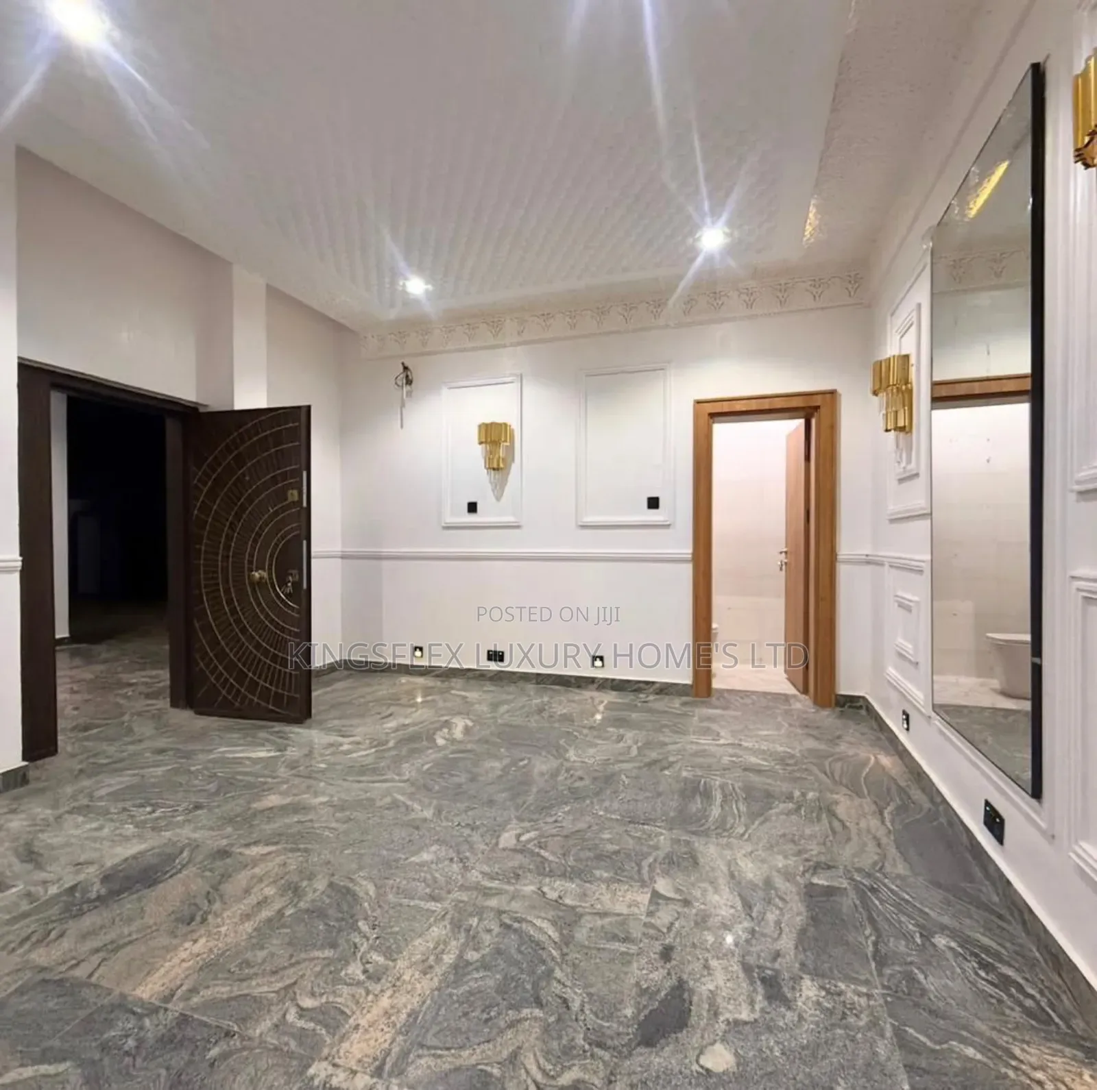 7bdrm Duplex in Estate, Asokoro for sale in Asokoro