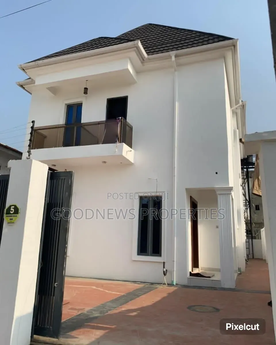 4bdrm Duplex in Amenvile Estate Ajah for sale in Ado / Ajah