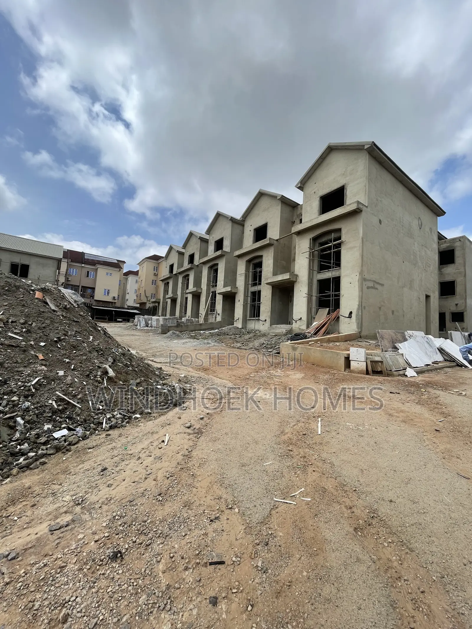 4bdrm Duplex in Wuye for sale in Wuye