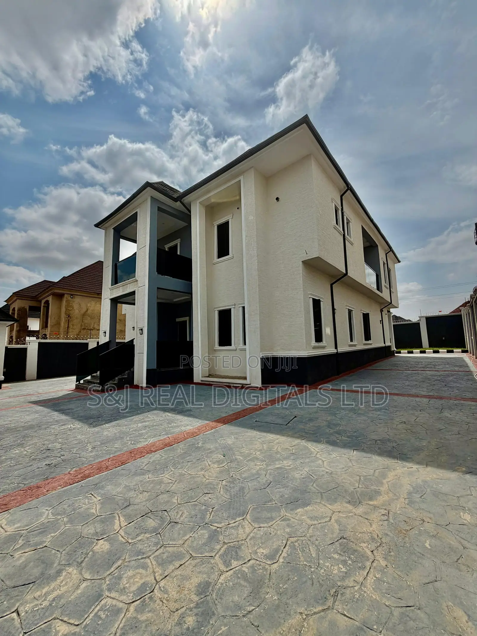 6bdrm Duplex in Karsana for sale in Karsana