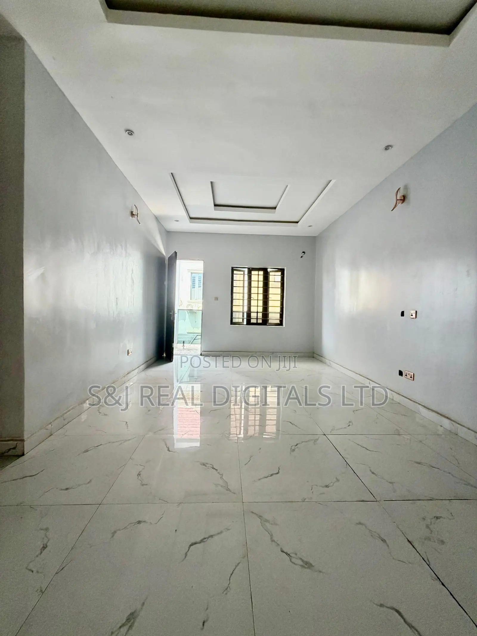 6bdrm Duplex in Karsana for sale in Karsana