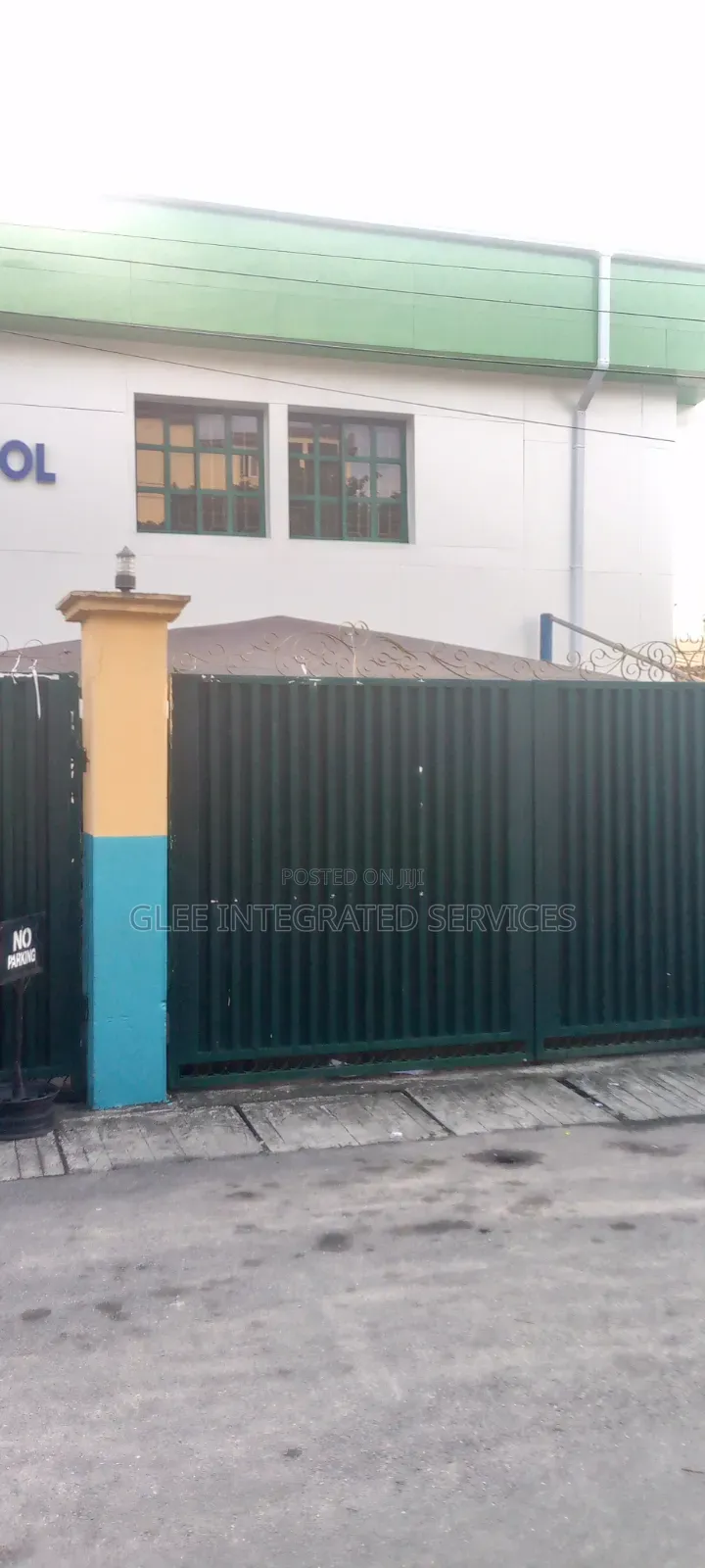 3bdrm Block of Flats in Olukole Estate Off for rent in Masha