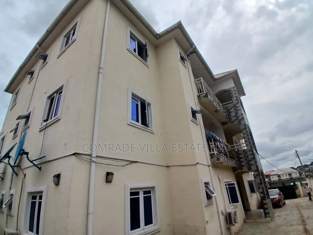 3bdrm Block of Flats in FHA for sale in FHA