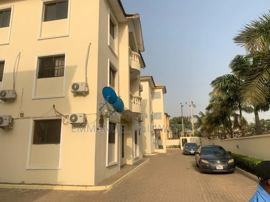 3bdrm Block of Flats in Mabushi for sale in Mabushi
