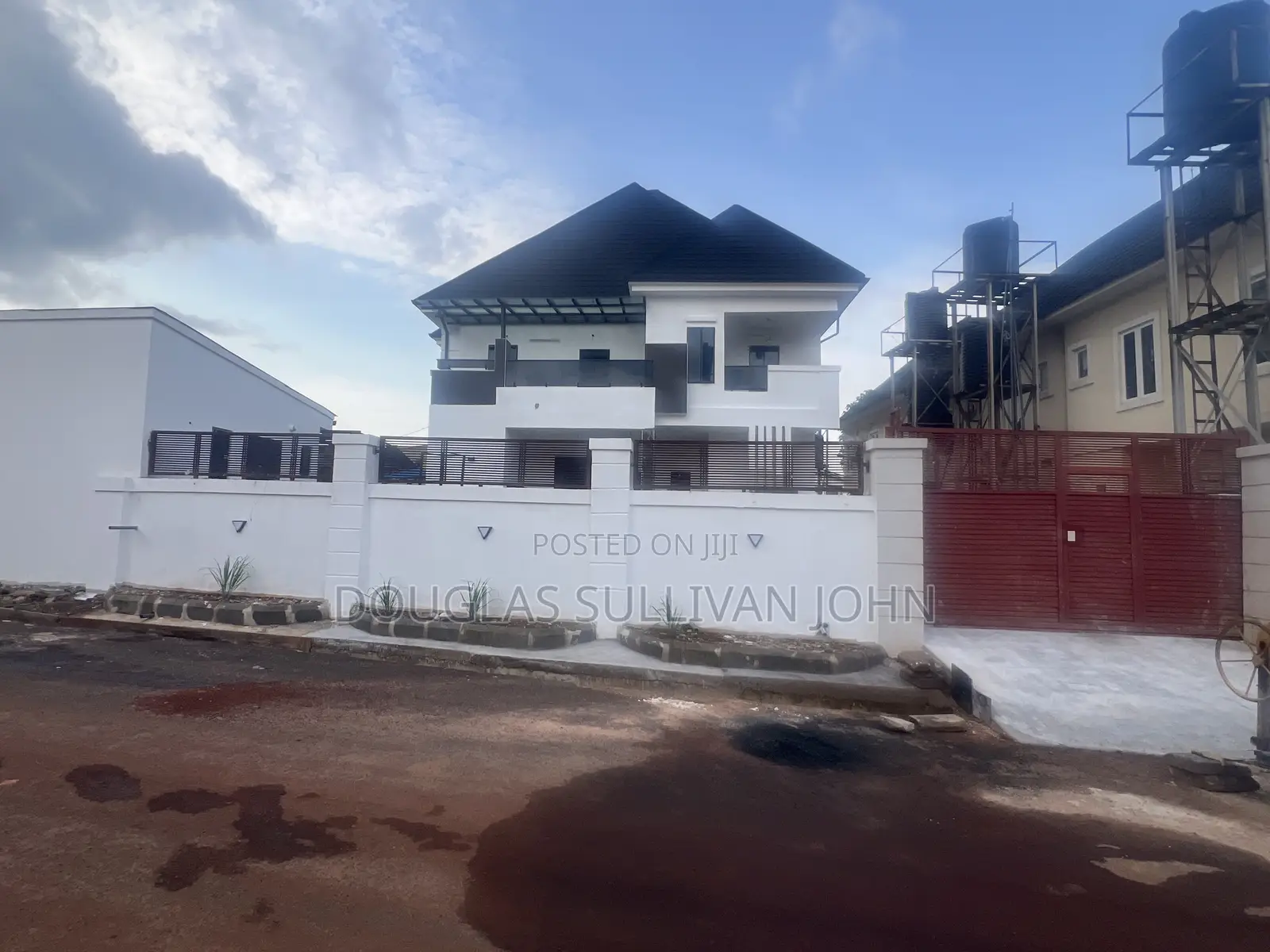 6bdrm Duplex in Wtc Estate, Enugu for sale in Enugu