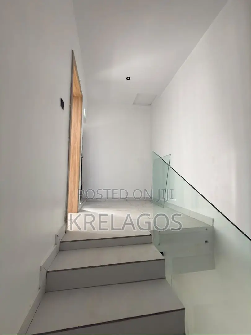 4bdrm Duplex in Orchid, Chevron for sale in Chevron