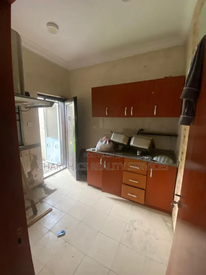 3bdrm Duplex in Jakande for rent in Jakande
