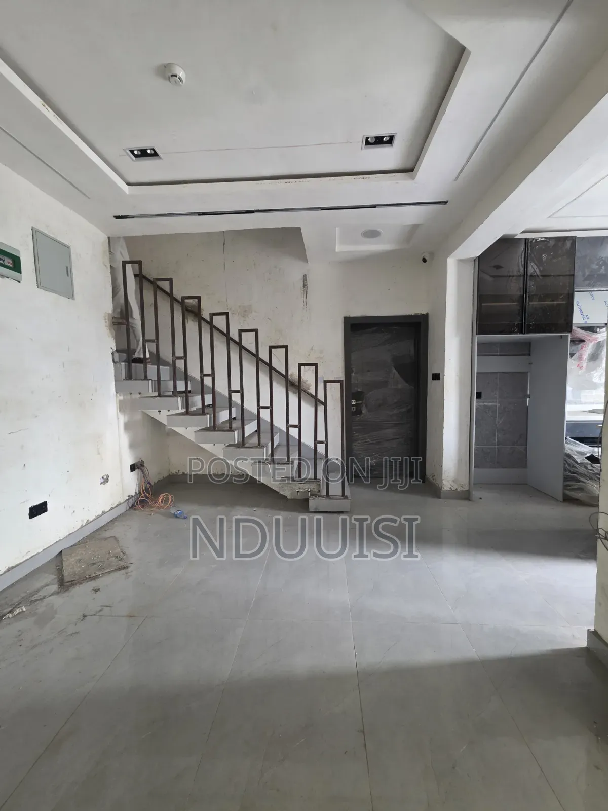 4bdrm Duplex in Alaka Estate for sale in Alaka Estate