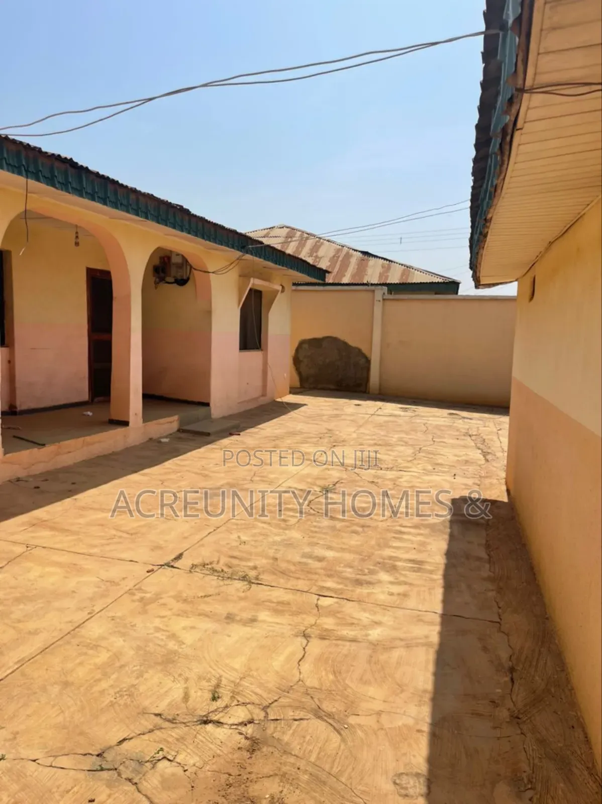 8bdrm Duplex in Unique Street, Oyo / Oyo for sale in Oyo / Oyo