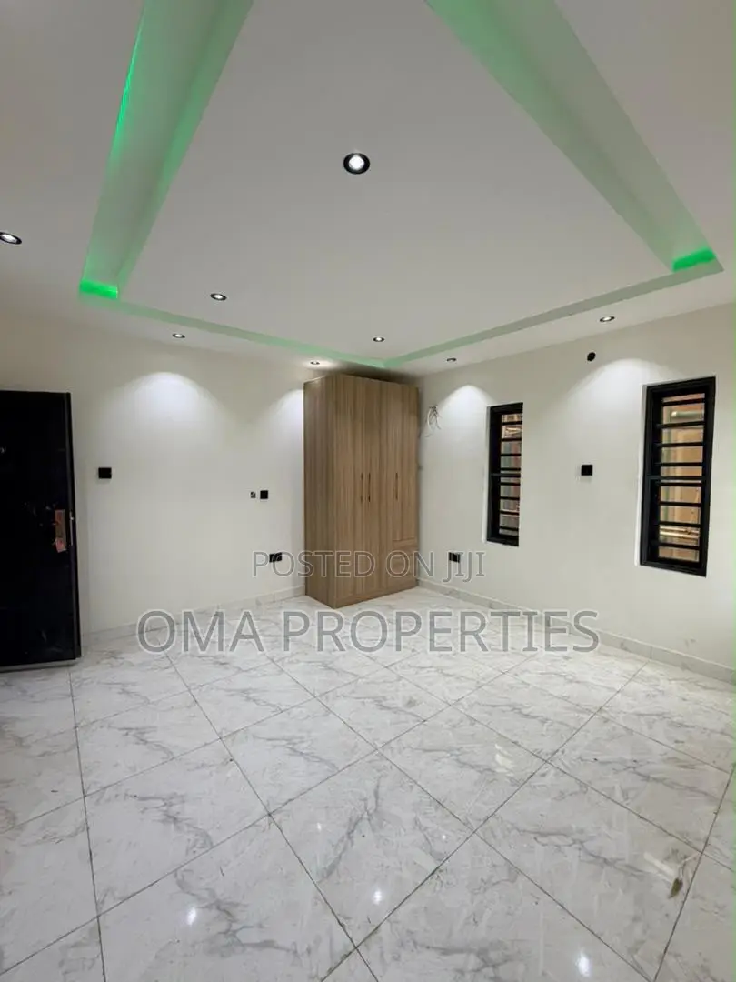 Furnished 4bdrm House in Oko-Oba for sale in Oko-Oba