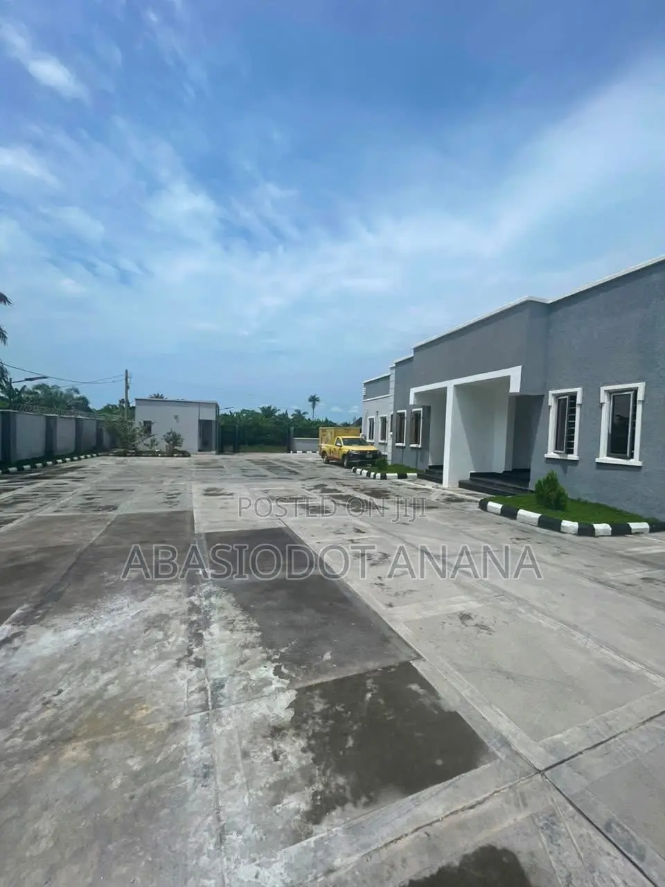 4bdrm Apartment in Shelter Afrique, Uyo for rent in Uyo