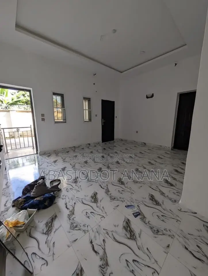4bdrm Apartment in Shelter Afrique, Uyo for rent in Uyo