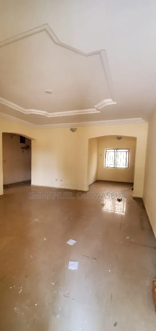 2bdrm Block of Flats in Karu for rent in Karu