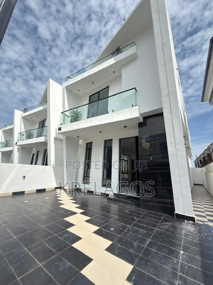 4bdrm Duplex in Orchid, Chevron for sale in Chevron
