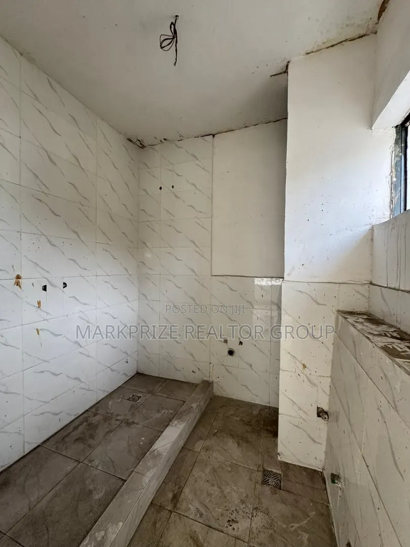 3bdrm Apartment in Anthony Lagos for sale in Anthony Village