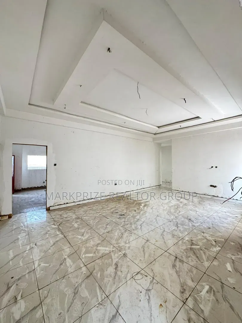 3bdrm Apartment in Anthony Lagos for sale in Anthony Village