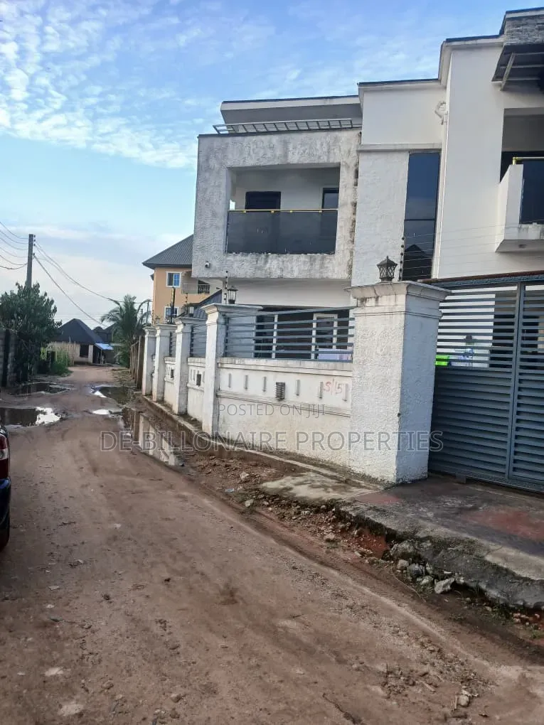 Exquisite 4 Bedrooms Duplex All in Suite at No 2 Naze by Human Race. in Owerri