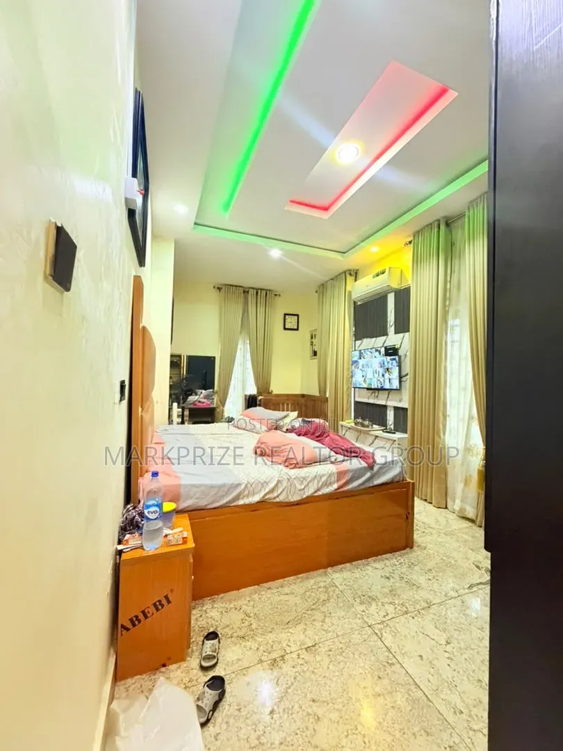 4bdrm Duplex in Cele Egbe Agodo for sale in Cele