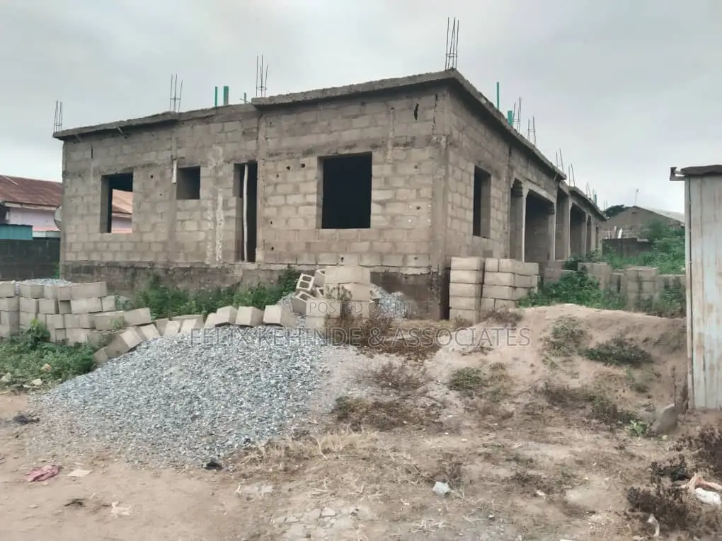 Uncompleted 4 Units of 2bedrooms With 2nos 1bedroom at Alegongo Estate in Akobo