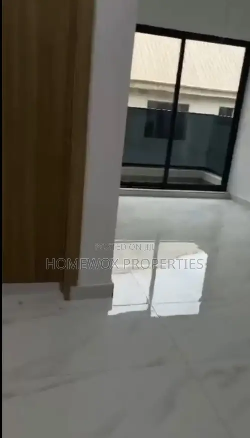 5bdrm Duplex in Omole Phase 1 for sale in Omole Phase 1