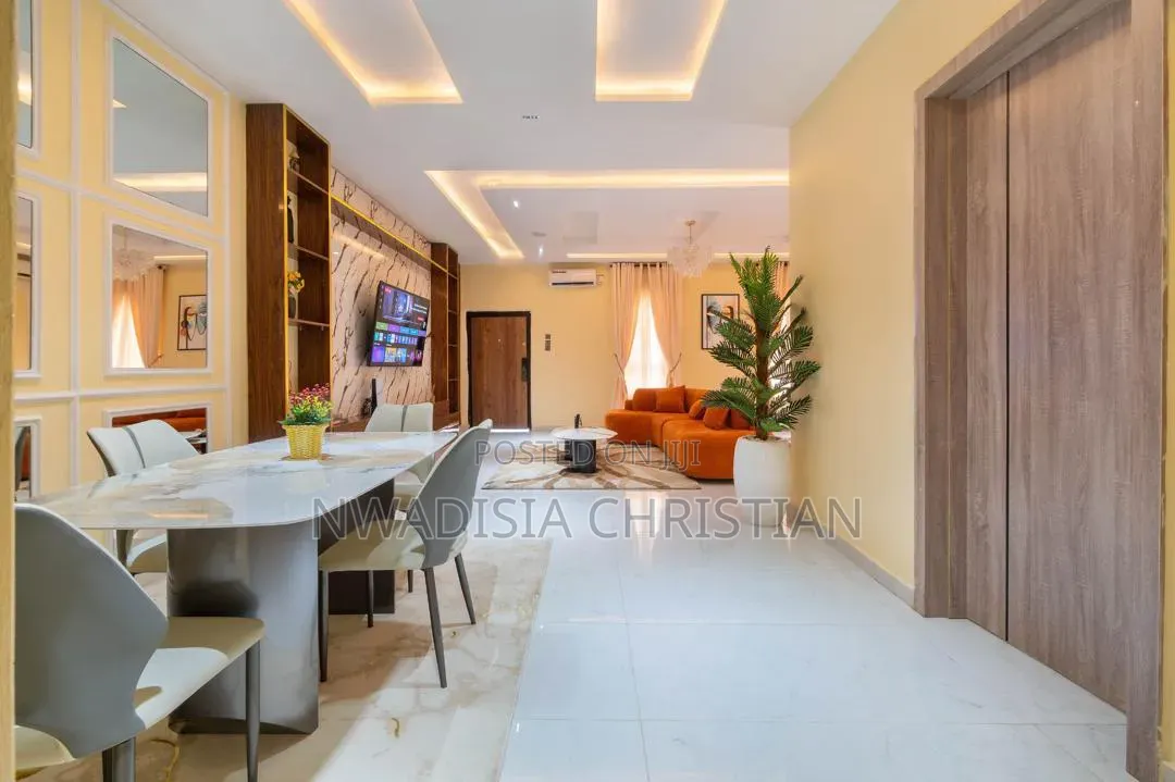 Caramel Mood – Premium 1 2-Bedroom Apartment in Ikate
