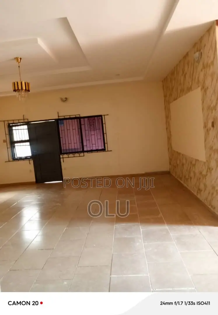 3bdrm Block of Flats in Iju Road for rent in Iju