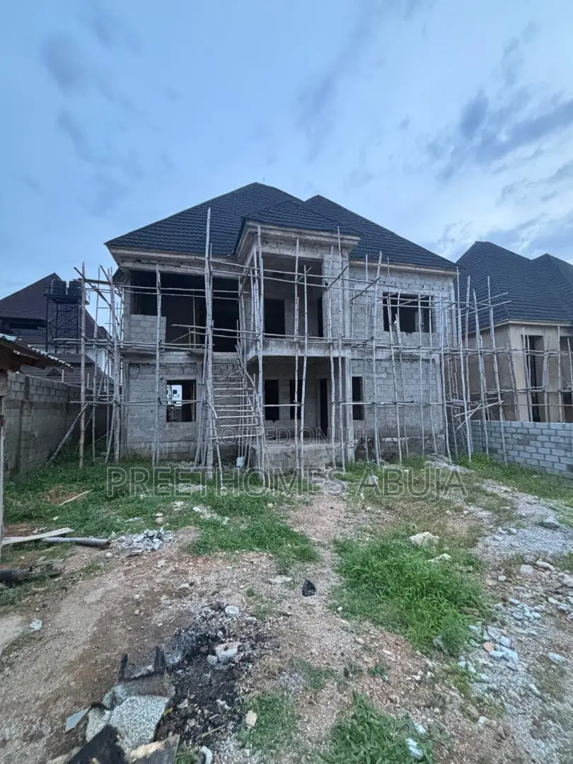 4 Bedrooms Detached Duplex Carcass in Asokoro