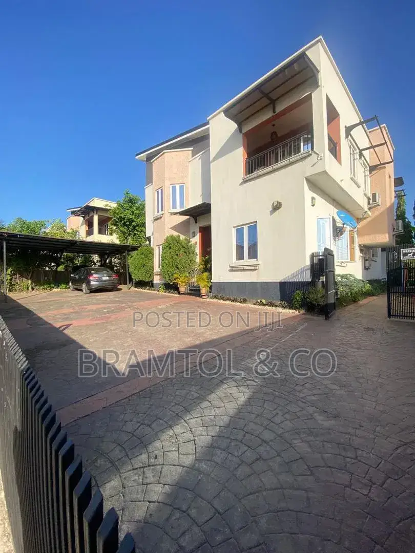 4bdrm Townhouse / Terrace in Life Camp for rent in Life Camp