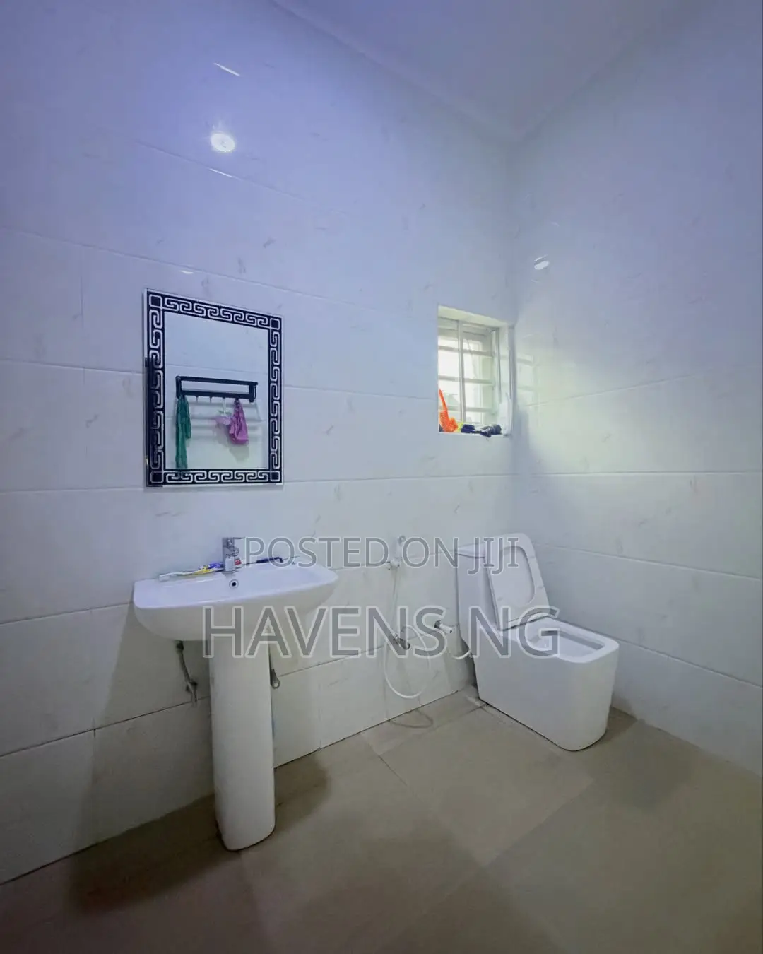 4bdrm Duplex in Idimu for sale in Idimu