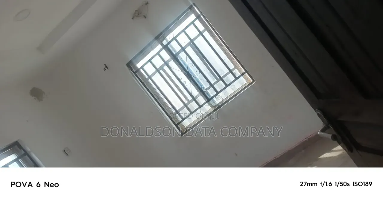 3bdrm Block of Flats in Nelson Cole Estate, Ifako-Ogba for sale in Ifako-Ogba
